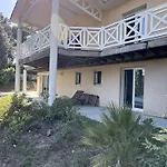 Spacieuse Familiale Avec Terrasses A 500m Du Bassin - Fr-1-736-21 *